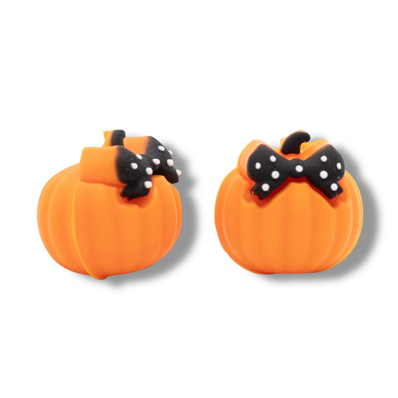 3-D Pumpkin w/Black Polka Dot Bow Silicone Focal Bead 21x22x21mm (Package of 2)