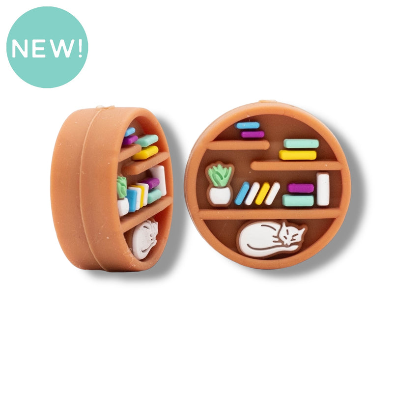 3-D Circle Bookshelf w/Plant & Cat Silicone Focal Bead 28x28x12mm (Package of 2)