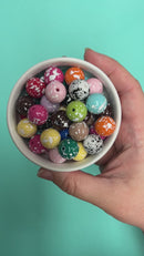 Solid Splatter Bead Mix 16mm (Package of 30)