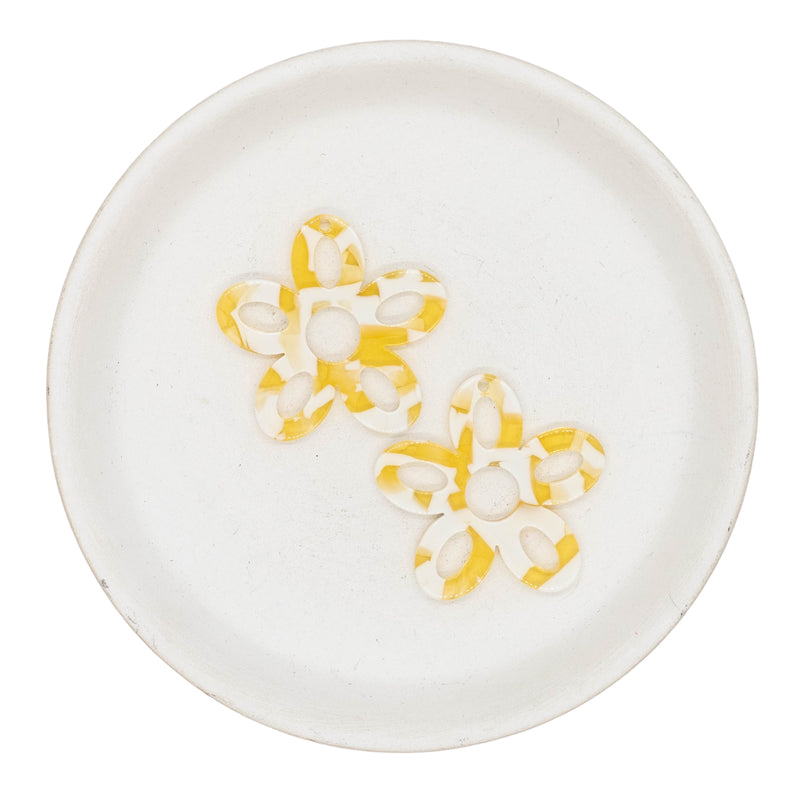 Yellow & White Floral Acrylic w/Hole 35mm